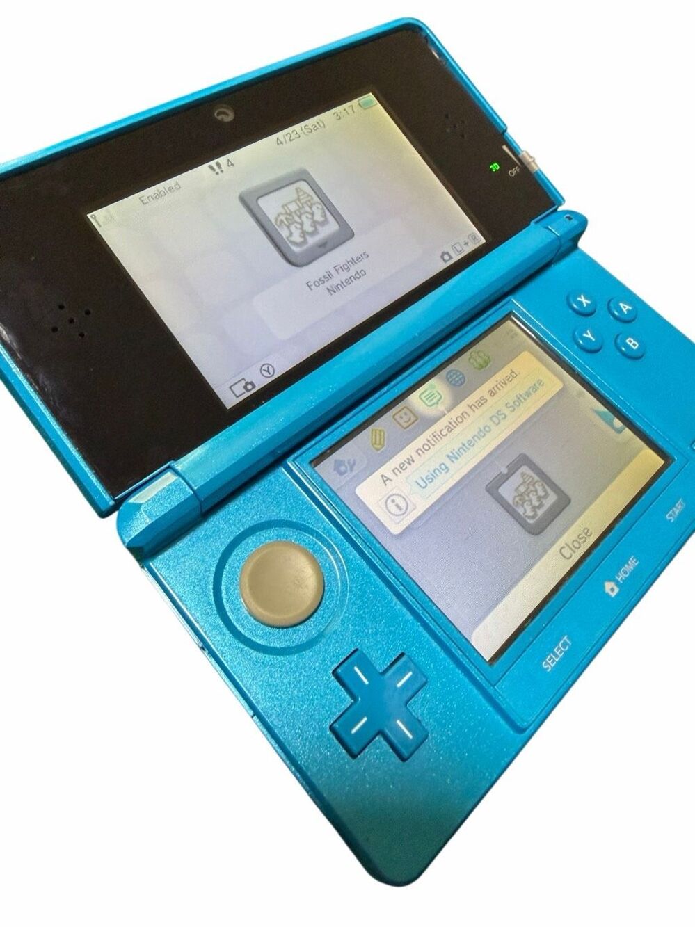 Blue Nintendo 3DS Console - Picture 5 of 5